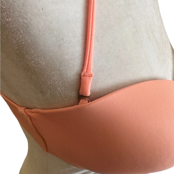 🍁 BUNDLE ONLY - 5/$15 - VS Convertible Coral Halter/Strapless Bikini Top, 36D - Picture 3 of 5
